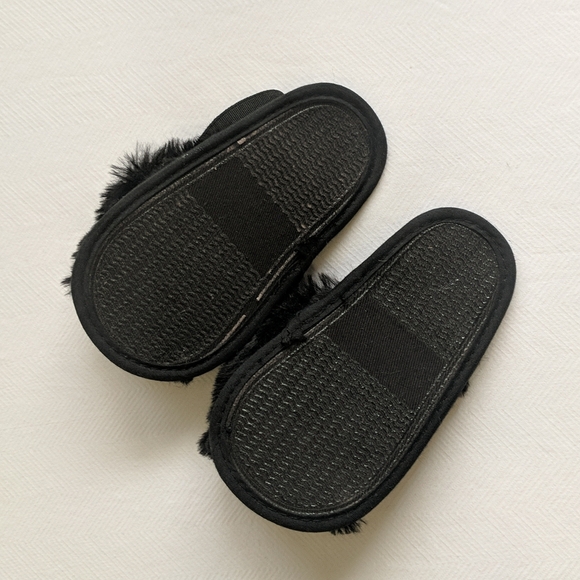 NEW black fluffy baby girl slides infant size 3 - Picture 3 of 6